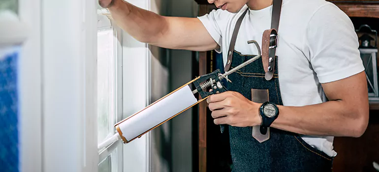 Window Caulking Contractor in Lake Worth, FL
