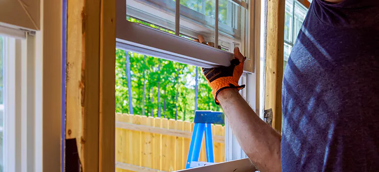 >Bay Window Curtain Rail Track in Lake Worth, FL
