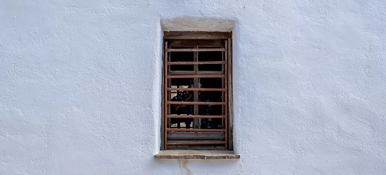 Residential Accordion Door Repair in Lake Worth, FL
